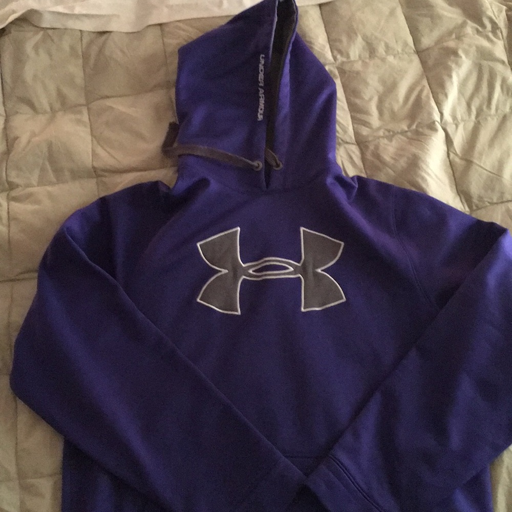 Under Armour Sweater